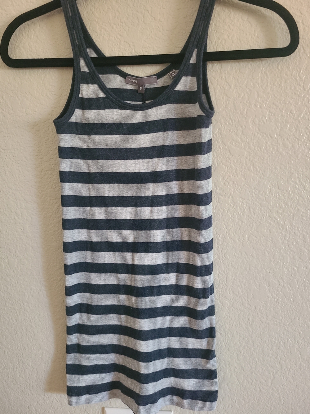Vince Navy Blue & Gray Stripped Tank Top Sleeveless Size Small - Picture 2 of 4